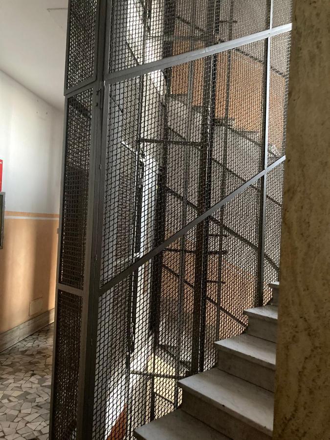 ミラノCity House Viale Murilloアパートメント エクステリア 写真