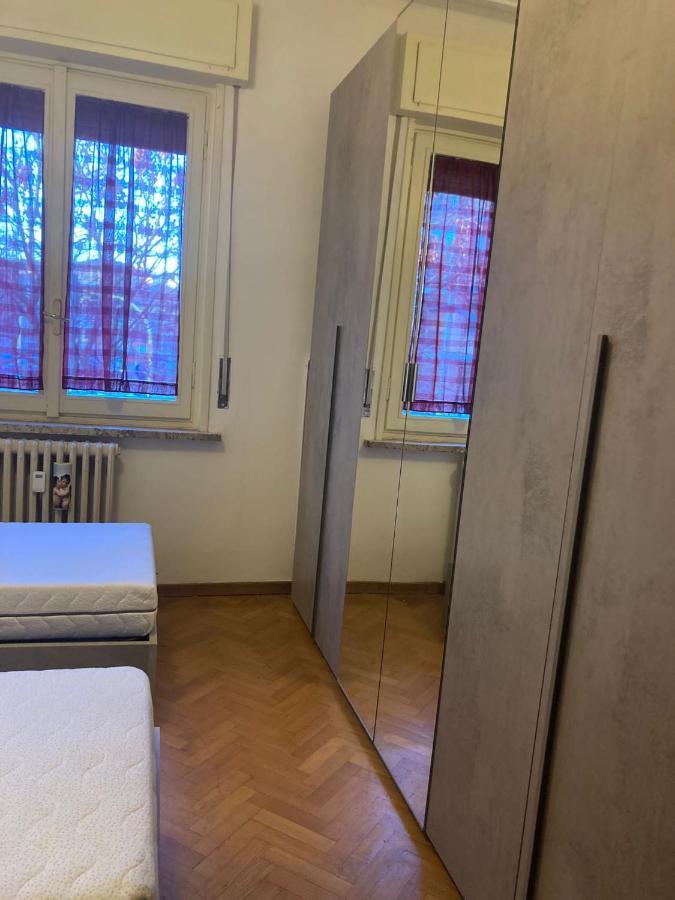ミラノCity House Viale Murilloアパートメント エクステリア 写真