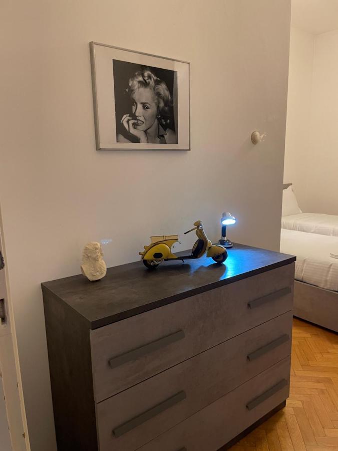 ミラノCity House Viale Murilloアパートメント エクステリア 写真